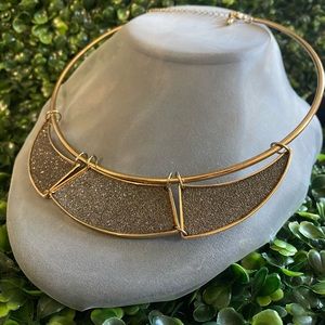 Adjustable Statement Piece